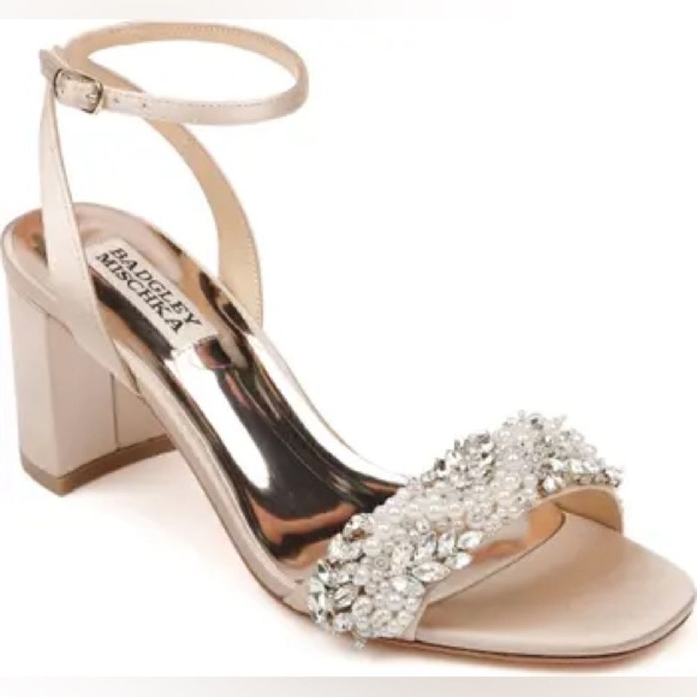 Clara Embellished Sandal (Women)
Badgley Mischka Collection